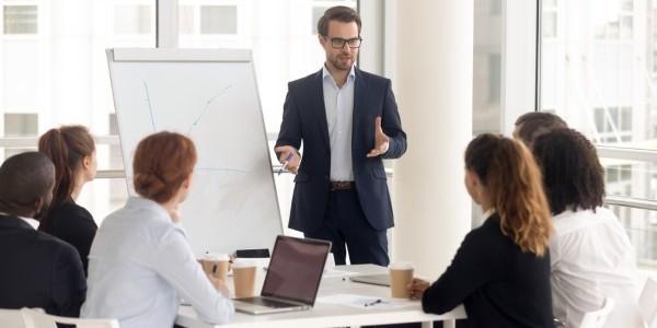 People building a strategy to grow business