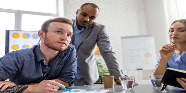 Use Customers to Become Thought Leaders