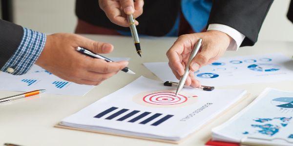 Business people meeting and point to organizational goals